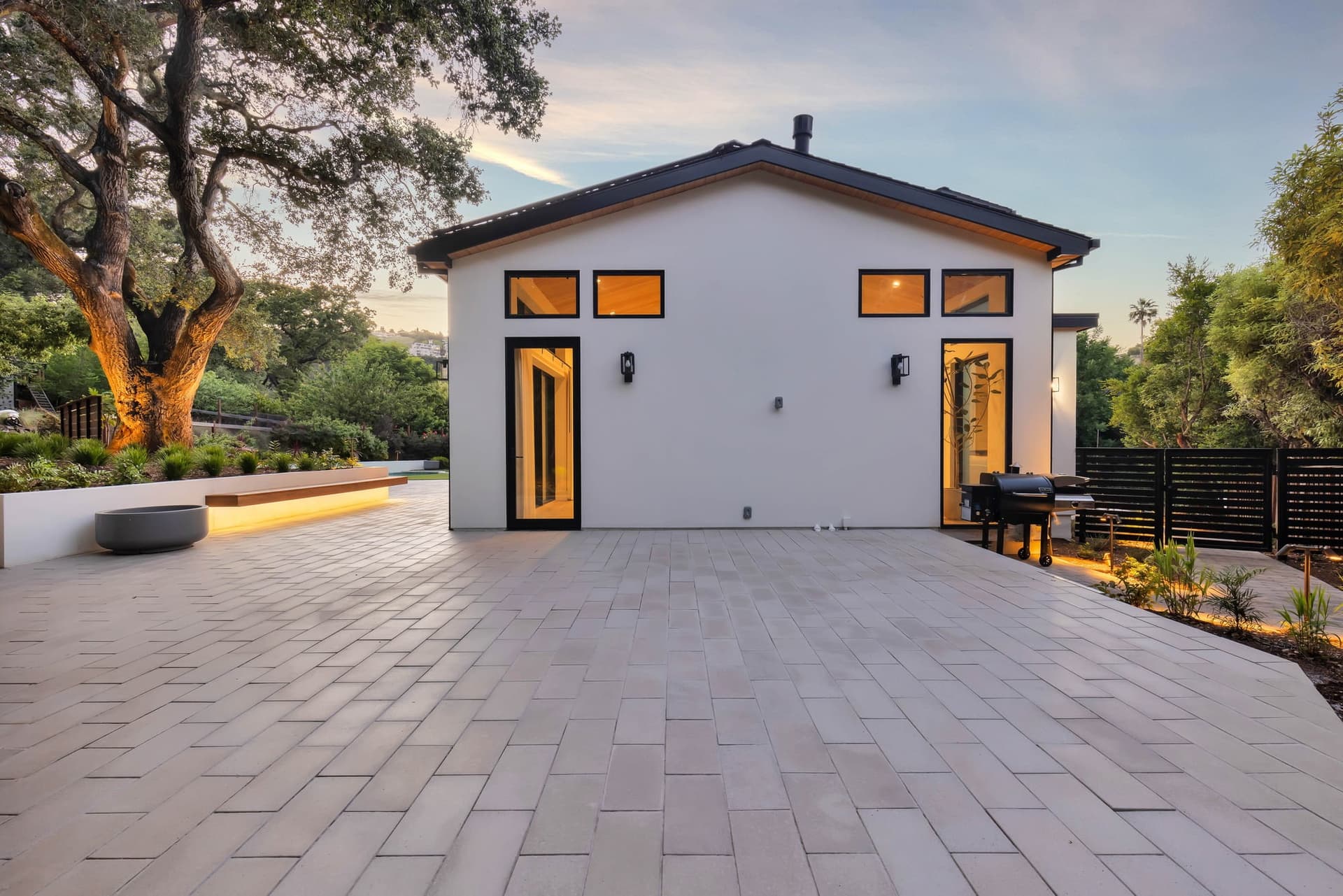 Smart Space, Smart Investment